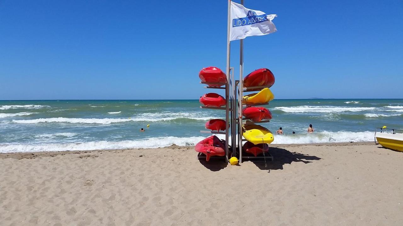 Villaggio Albatros Resort Лезина Экстерьер фото